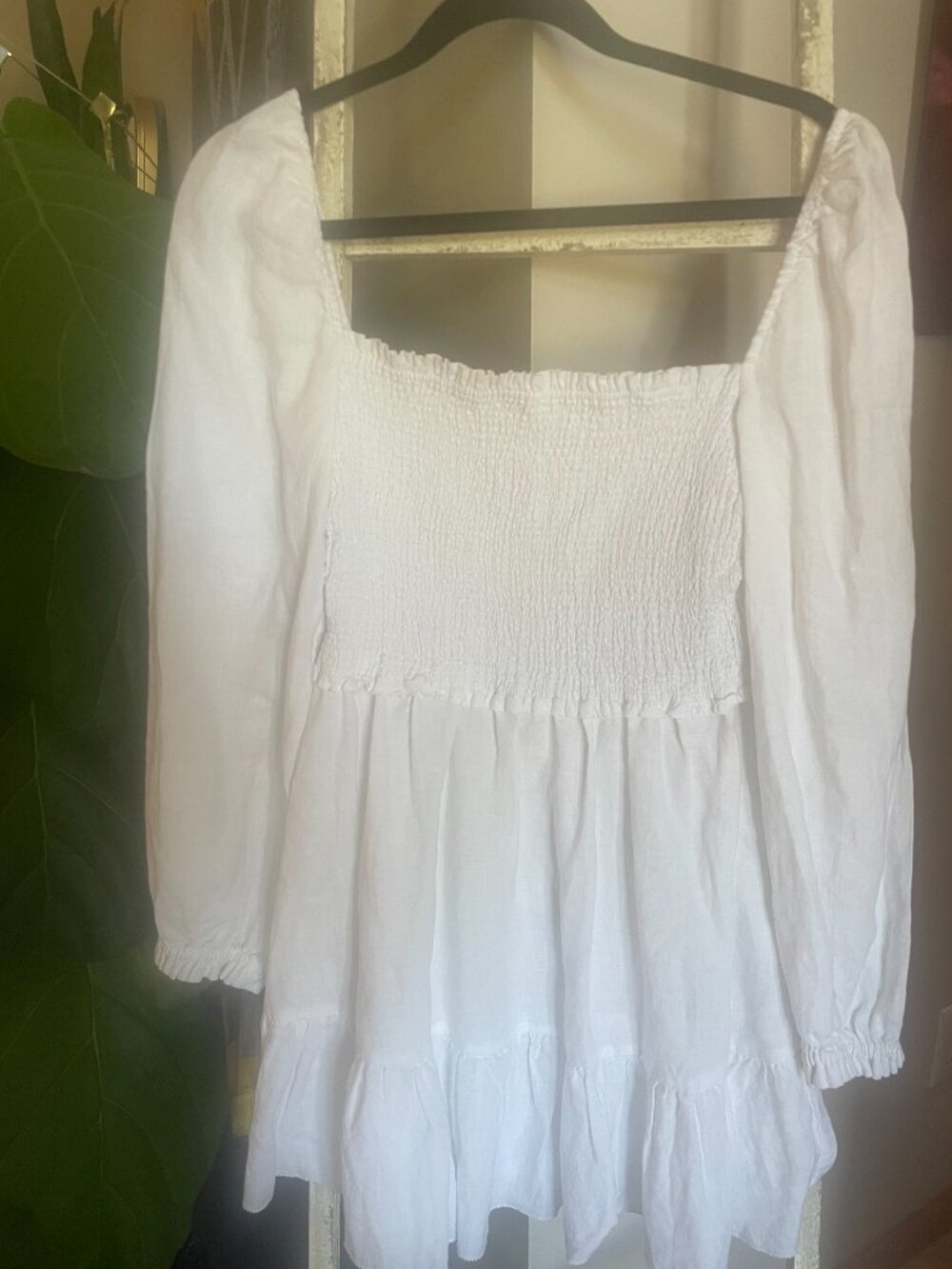 [aritzia] wilfred smocked linen villa dress-white Size M - Picture 2 of 5